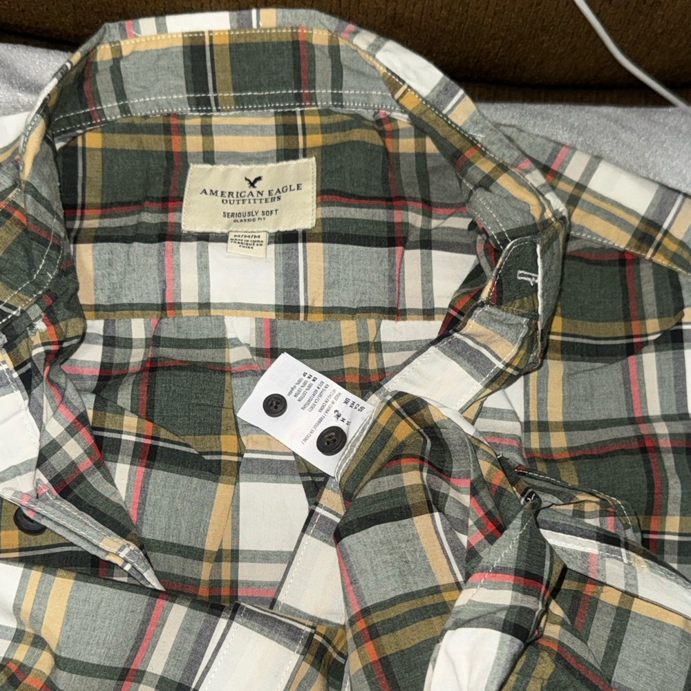American Eagle Outfitters I Men's Plaid Button Shirt I Size M I Classic Fit